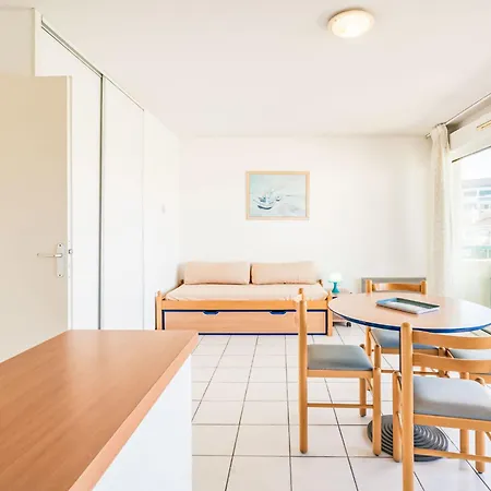 Golf De La Nivelle-7 By Interhome *