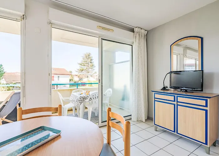 Golf De La Nivelle-7 By Interhome Appartement Ciboure